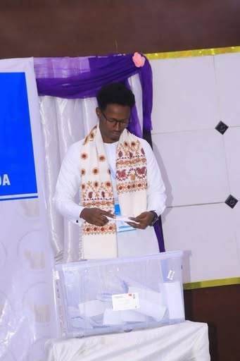Photo from: Assembly and voting